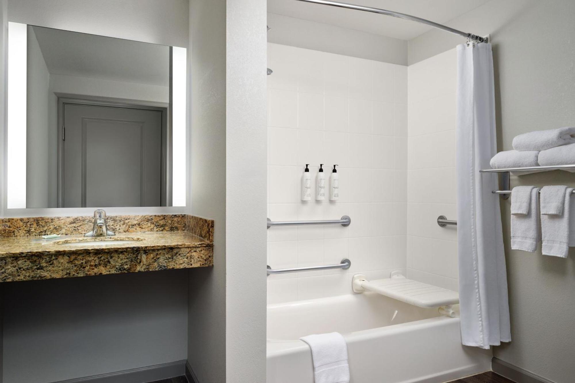 Towneplace Suites By Marriott Columbia Northwest/Harbison Bagian luar foto